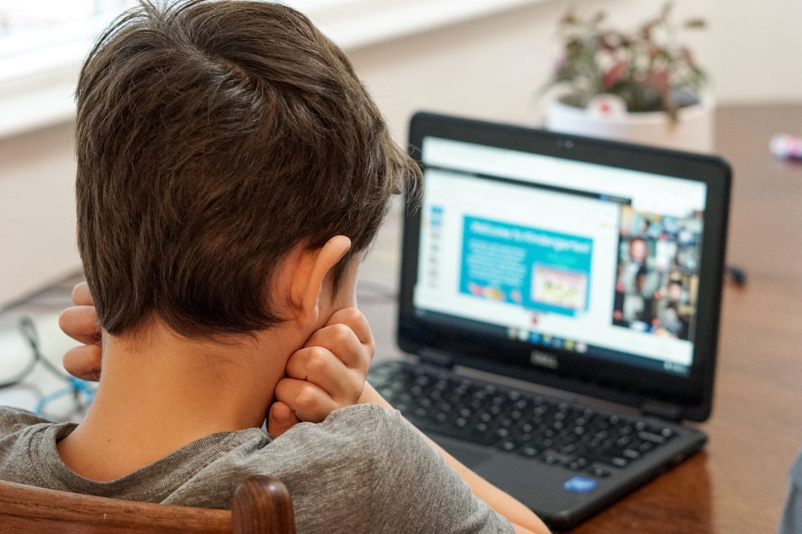 How to Protect Your Kids Online